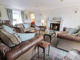 Marshill Farm House
