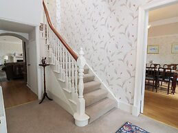 Marshill Farm House