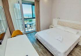 Alliance Palace Aparthotel