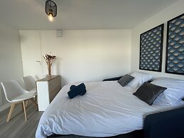 Apartment in Le Mans With Private Parking
