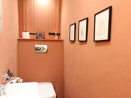 Happiness Cottage