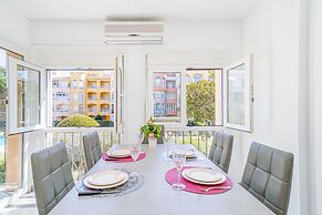 Apartment in Empuriabrava Near Sandy Beach