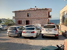 Cunda Esin