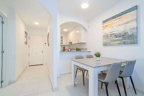 Beachfront Apartment in Empuriabrava With Pool