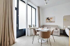 Studio Moderne - AC- 4P- Champ-de-mars