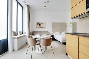 Studio Moderne - AC- 4P- Champ-de-mars