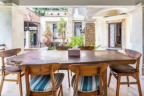 Balconies Villa