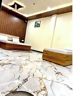 S R GUEST HOUSE