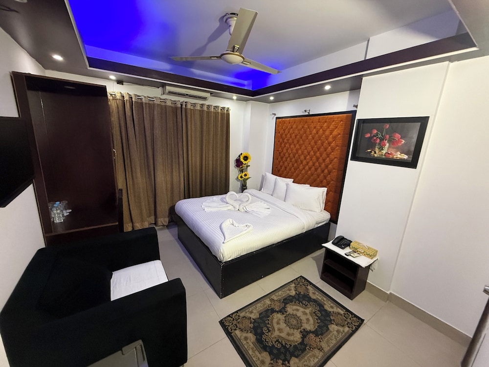 Hotel The NAS Residence