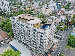 BANGKOK ORIENTAL HOTEL