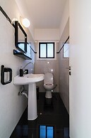 City Center Modern Boho Stay