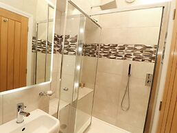 Lakes View Apartment 1