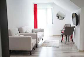 Hotel Piscul Negru