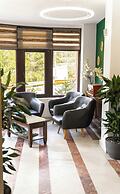 Hotel Piscul Negru