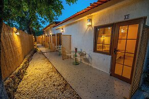 Vodina Lounge Suites