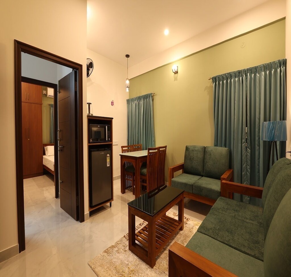 Olivette Suites