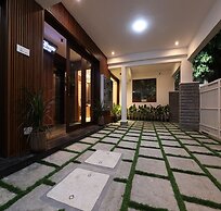 Olivette Suites