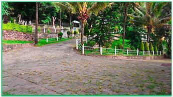 Green Mount Residency