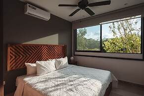 Zama Condo w Rooftop Pool Gym Coworking Cinema