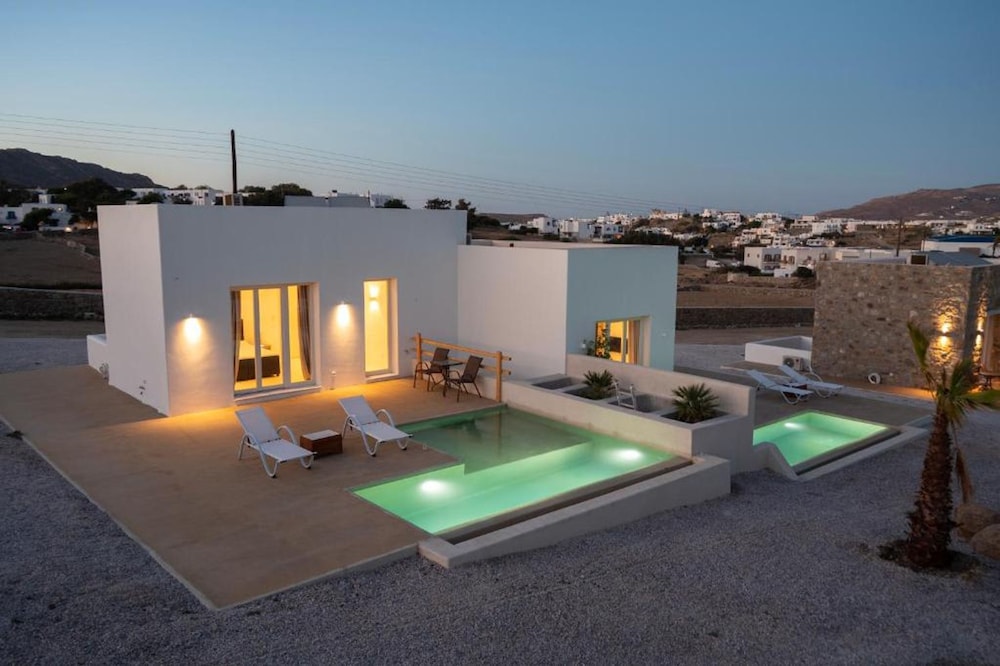 Adyton Lux Suite Mykonos Private Pool Experience