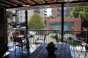 Delaide Rooms