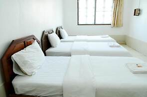 VV Villa Vangvieng Hotel