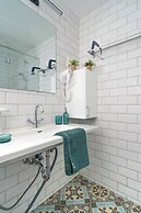 ASTORIA Loft Elite Apartment free parking,AC,Elevator
