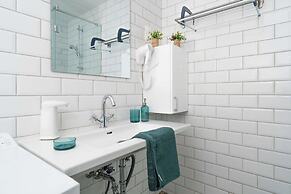ASTORIA Loft Elite Apartment free parking,AC,Elevator