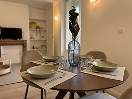 Stylish Stay in Central Le Mans