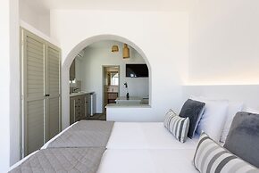 Phaedrus Living Paros Cycladic 4