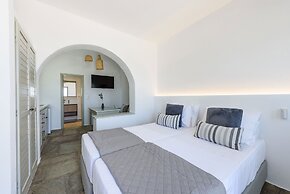 Phaedrus Living Paros Cycladic 4