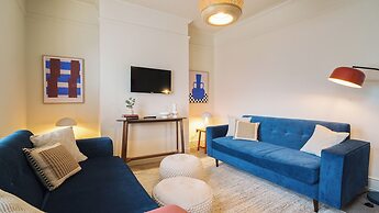 Crookes Gem with Garden & Alpacas Nearby