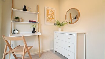 Crookes Gem with Garden & Alpacas Nearby