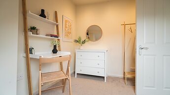 Crookes Gem with Garden & Alpacas Nearby