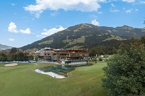 Luxurious Apartment on the Golf Course