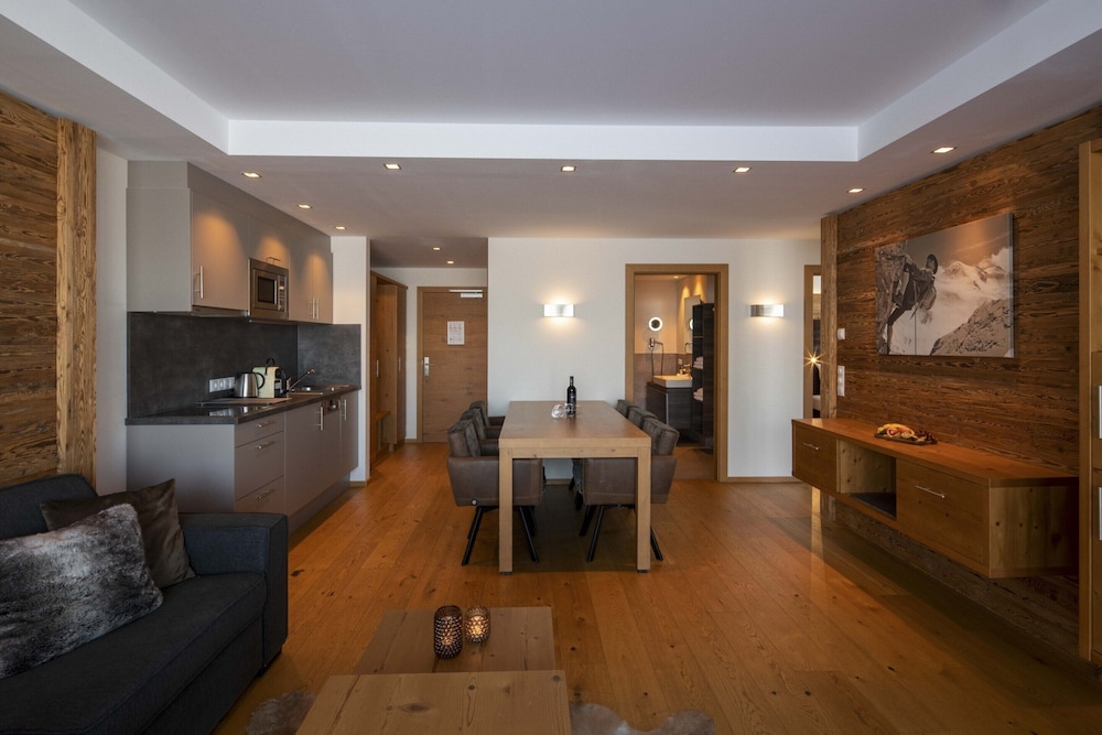 Luxurious Apartment on the Golf Course