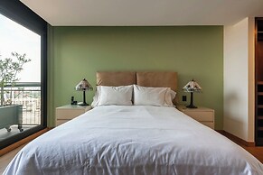 319-PH Luxury 3BR Duplex PH