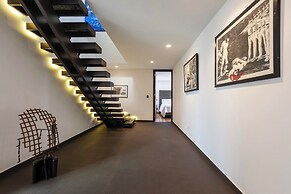 319-PH Luxury 3BR Duplex PH