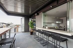 319-PH Luxury 3BR Duplex PH