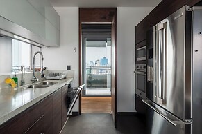 319-PH Luxury 3BR Duplex PH