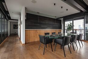 319-PH Luxury 3BR Duplex PH