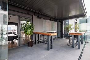 319-PH Luxury 3BR Duplex PH