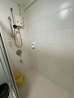 Alabang Condo by Lyre