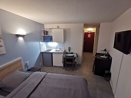 Appart Hotel La Defense