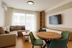 Queen's Park Residence Apartments