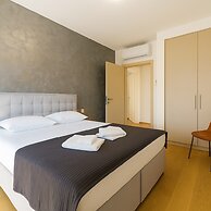 Queen's Park Residence Apartments