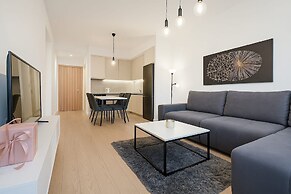 Queen's Park Residence Apartments