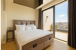 Queen's Park Residence Apartments