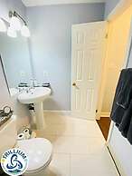 Cozy Studio Loft with 2 Bath