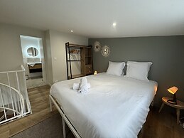 Duplex in Le Mans Near 24 Hours Circuit